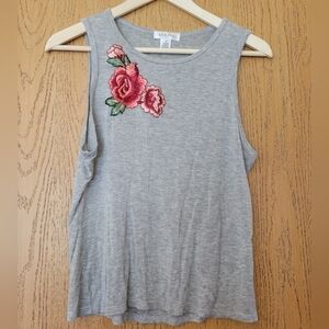 White Fawn grey sleeveless embroidered rose crop tank top M